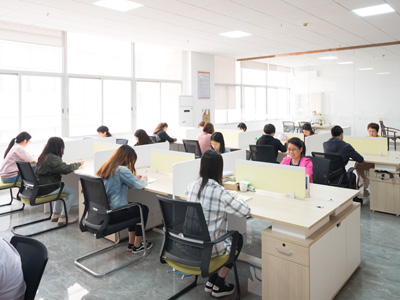 邦寶公司員工辦公區